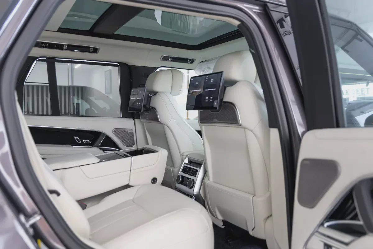 Range Rover Vogue Autobiography P400 | AWD | V6 | 2026 | GCC Specs-13-13