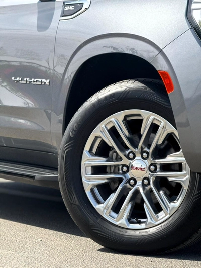 GMC YUKON SLE | YEAR: 2021 | GCC SPECS | KMS: 118,000 | FULL-SERVICE HISTORY FROM AGENCY-8