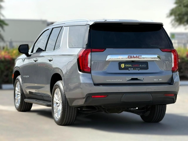 GMC YUKON SLE | YEAR: 2021 | GCC SPECS | KMS: 118,000 | FULL-SERVICE HISTORY FROM AGENCY