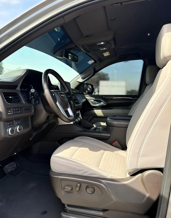 GMC YUKON SLE | YEAR: 2021 | GCC SPECS | KMS: 118,000 | FULL-SERVICE HISTORY FROM AGENCY
