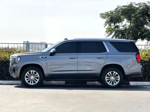 GMC YUKON SLE | YEAR: 2021 | GCC SPECS | KMS: 118,000 | FULL-SERVICE HISTORY FROM AGENCY