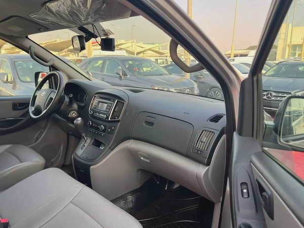 2019 Hyundai H1 | 12 Seaters | Automatic, Diesel | Korean Specs | Ref#924