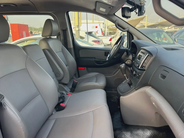 2019 Hyundai H1 | 12 Seaters | Automatic, Diesel | Korean Specs | Ref#924