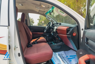 2021 Toyota Hilux DLX 2.4L Diesel 4WD Pickup GCC Specs-12