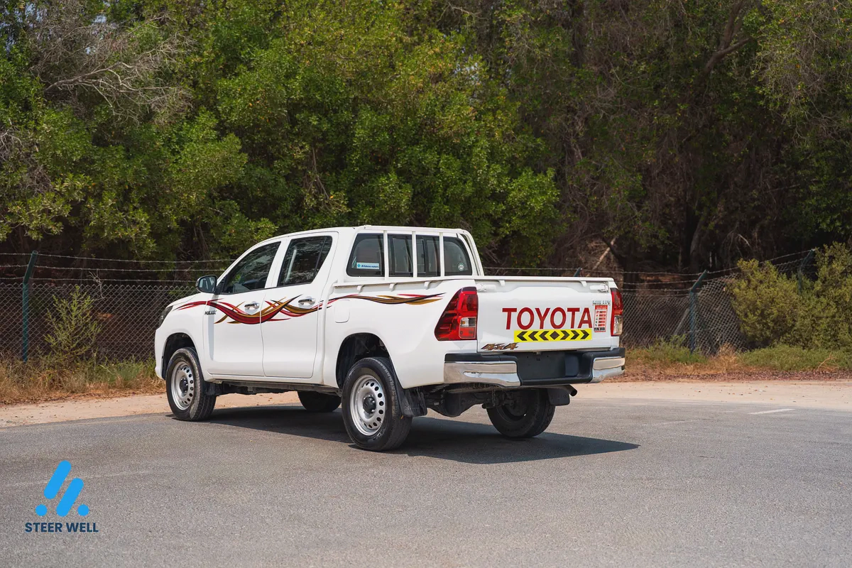 2021 Toyota Hilux DLX 2.4L Diesel 4WD Pickup GCC Specs-6-6