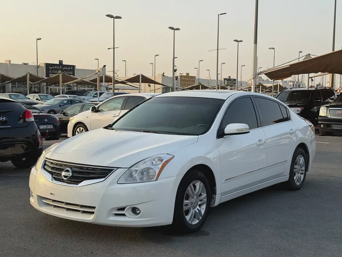 Nissan Altima S 2011 GCC Specs - Reliable & Well Maintained-2-2