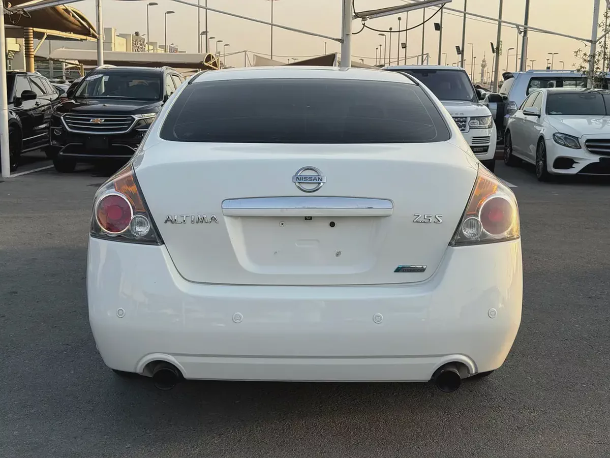 Nissan Altima S 2011 GCC Specs - Reliable & Well Maintained-4-4
