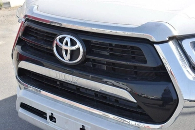 Toyota Hilux SGLX HILUX 4.OL V6-3