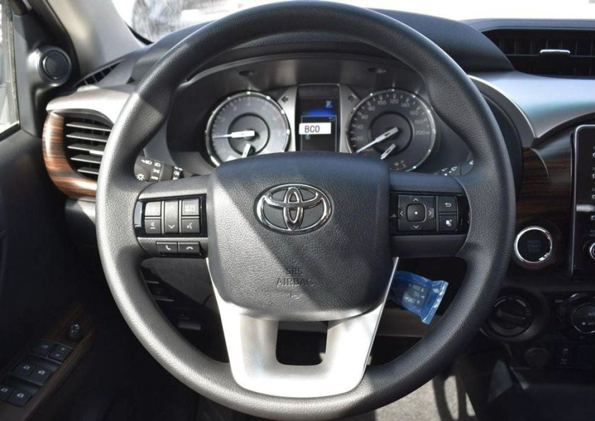Toyota Hilux SGLX HILUX 4.OL V6-7-0