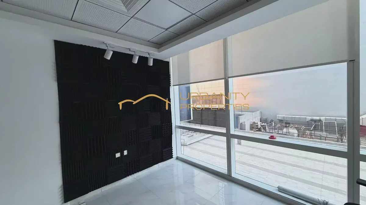 AED 55K | Fully Fitted Office | Tamani Arts Business Bay | 283 sq. ft + Parking | City View-1-1