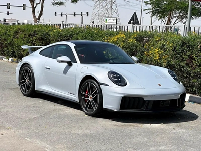 2026 Porsche 911 Carrera GTS - GCC Specs --0