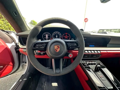2026 Porsche 911 Carrera GTS - GCC Specs --9
