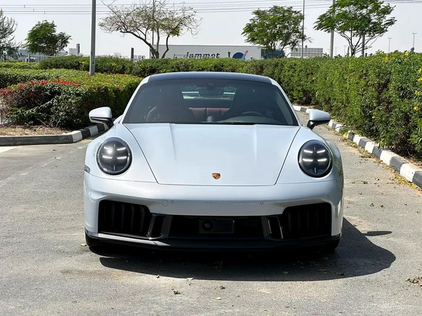 2026 Porsche 911 Carrera GTS - GCC Specs -