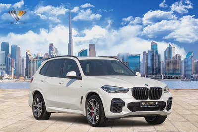 3,640P.M | 0% Down-Payment | BMW Warranty+Service | xDrive40i M-Sport-1