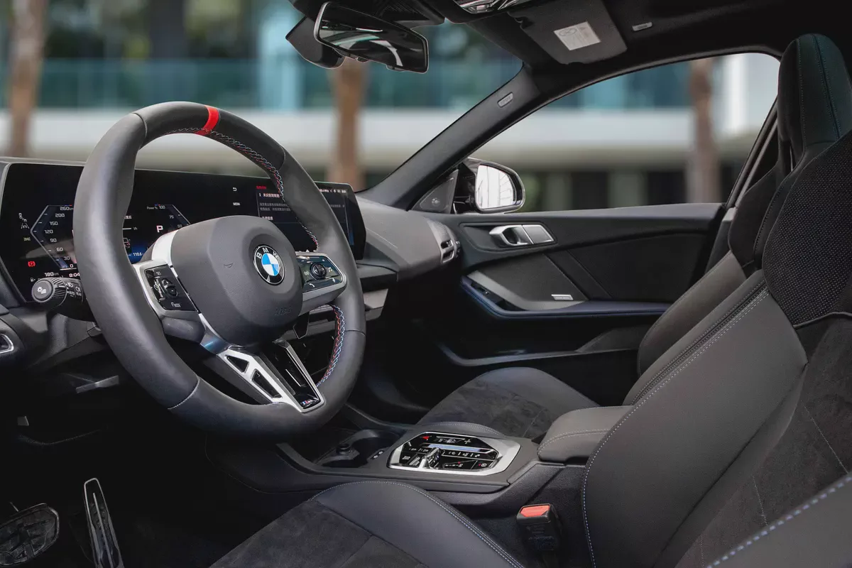 3,643 P.M |  M235 | 0% Downpayment | BMW M235 Pristine Condition-8-8