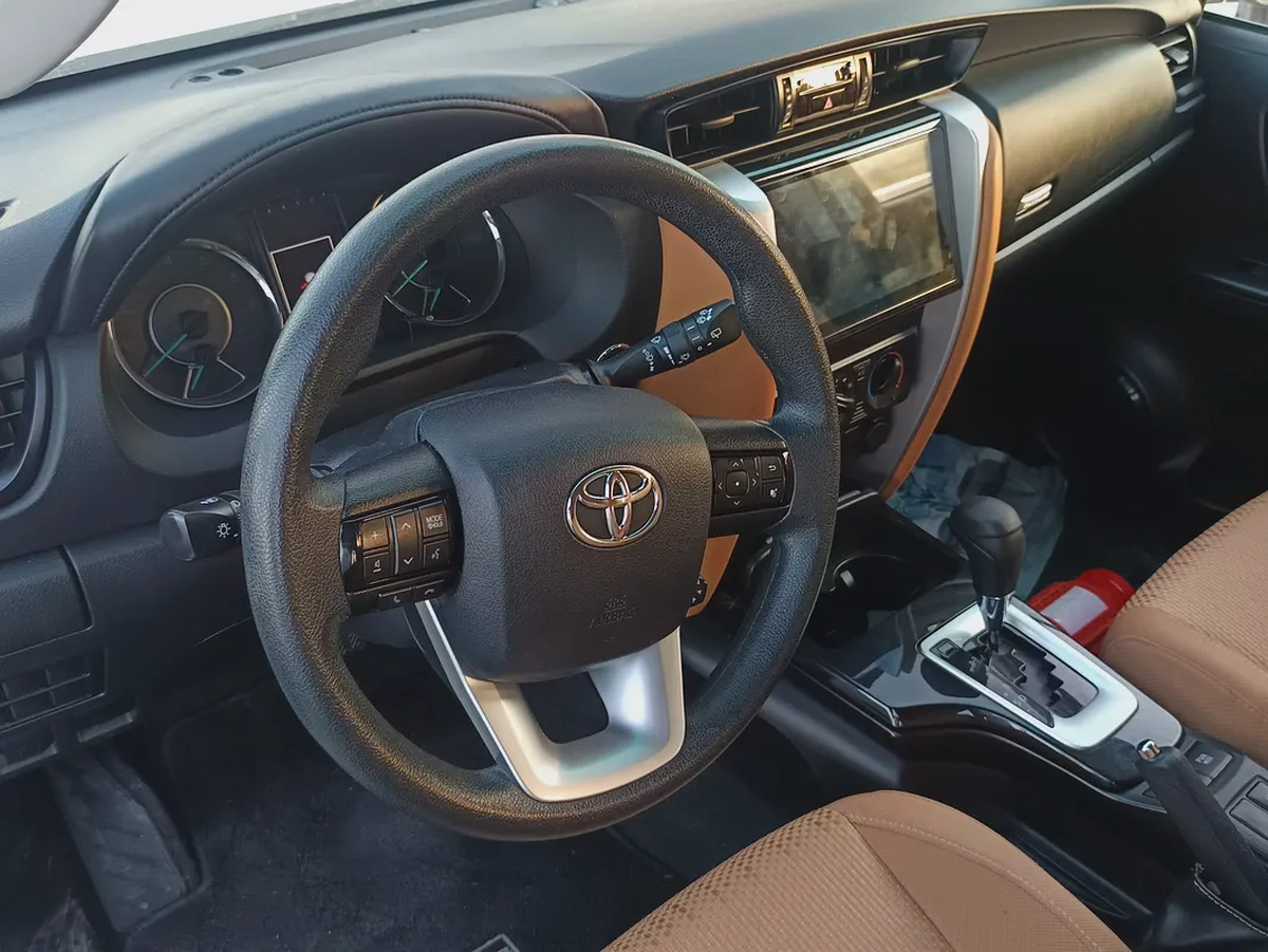 Toyota Fortuner GXR 2019 GCC Specs-7-7