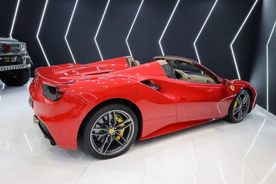 Ferrari 488 Spider-7
