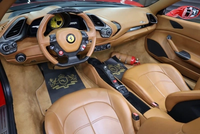 Ferrari 488 Spider-8