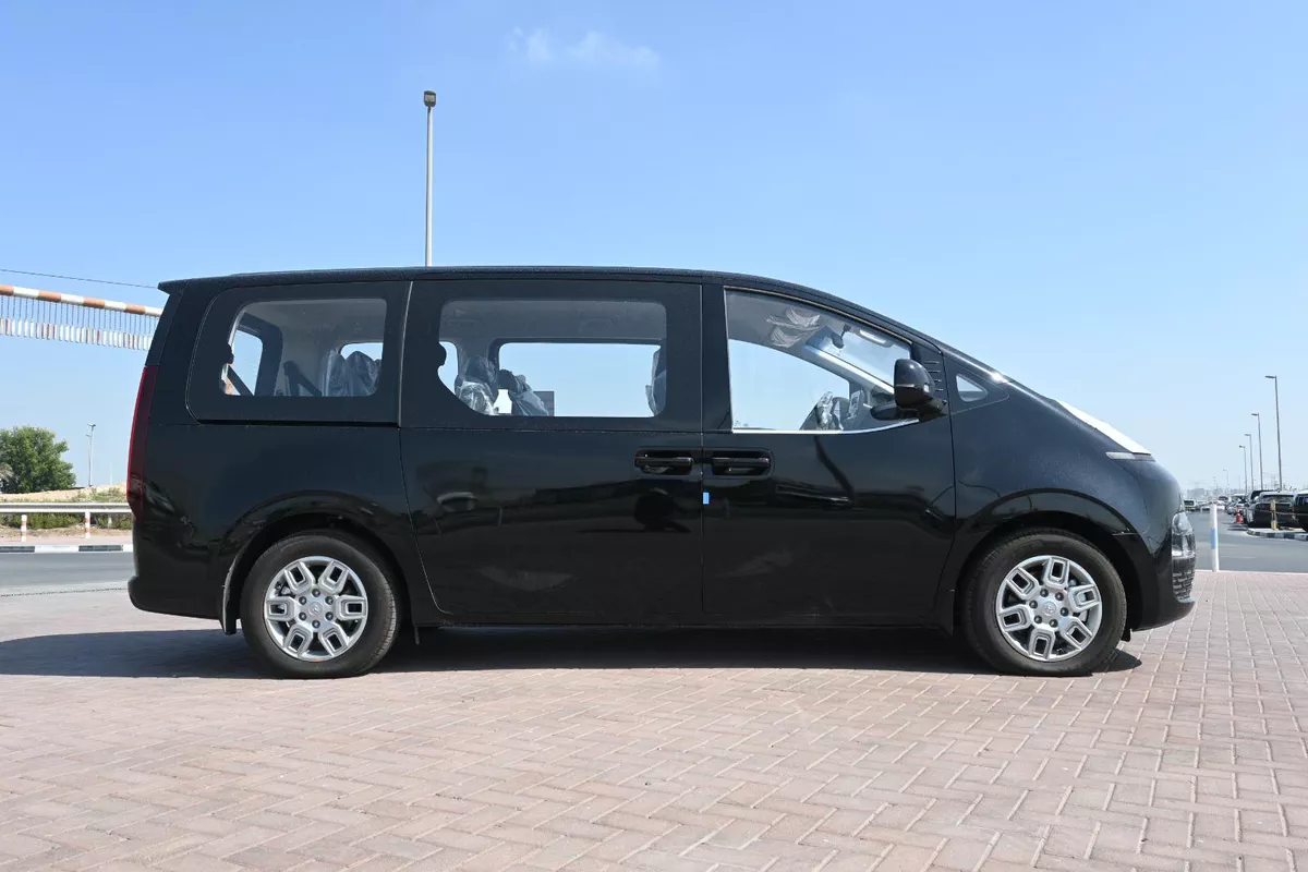 2026 Hyundai H-1 Starex | Family & Commercial Van-2-2
