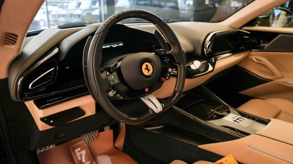 Ferrari Purosangue STD Ferrari Purosangue 2025 - V12