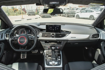 2014 - AUDI RS6 - SUPER CLEAN - LIKE NEW - ONLY 32,000 KM-12