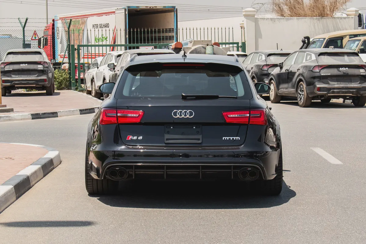 2014 - AUDI RS6 - SUPER CLEAN - LIKE NEW - ONLY 32,000 KM-6-6