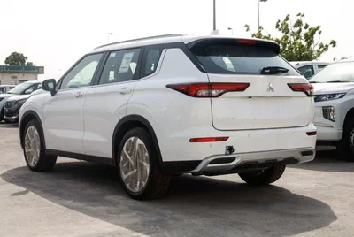 Mitsubishi Outlander GLX MIDLINE OUTLANDER 2.5L 4WD WHITE-5