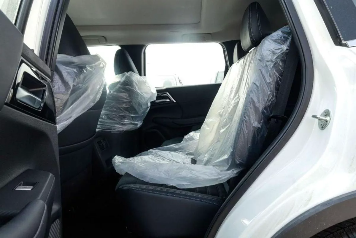 Mitsubishi Outlander GLX MIDLINE OUTLANDER 2.5L 4WD WHITE-16-0