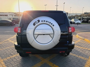 Toyota FJ Cruiser 2013 GCC Specs - Reliable and Ready for Adventure