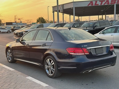 M BENZ E300 JAPAN IMPORTED 2016 VERY LOW MILEAGE 29000 Kms ONLY-2