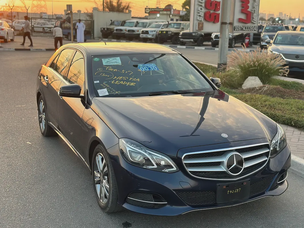 M BENZ E300 JAPAN IMPORTED 2016 VERY LOW MILEAGE 29000 Kms ONLY-5-5