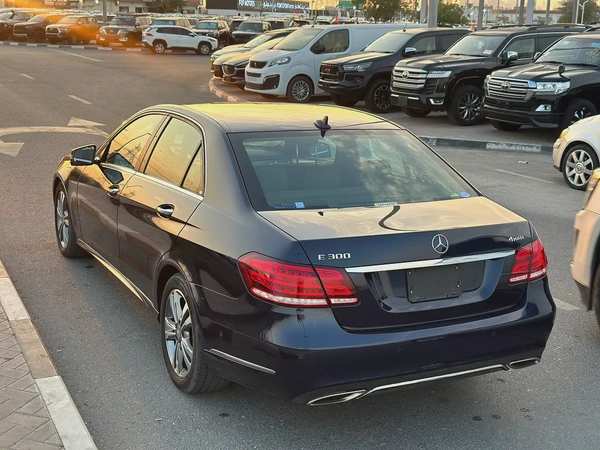M BENZ E300 JAPAN IMPORTED 2016 VERY LOW MILEAGE 29000 Kms ONLY