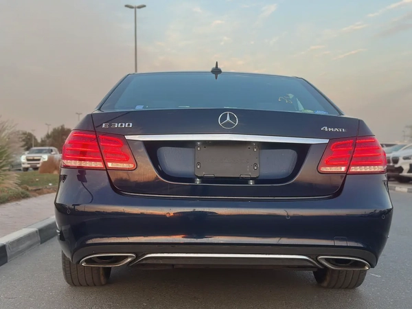 M BENZ E300 JAPAN IMPORTED 2016 VERY LOW MILEAGE 29000 Kms ONLY