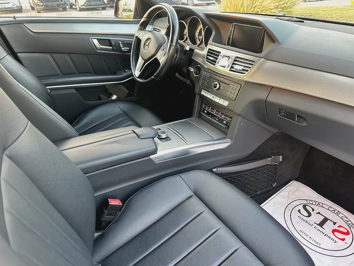 M BENZ E300 JAPAN IMPORTED 2016 VERY LOW MILEAGE 29000 Kms ONLY-14-14