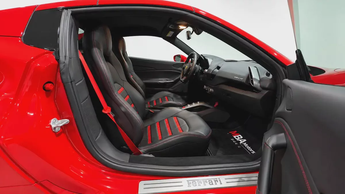 2018 Ferrari 488 Pista Spider - 24,000 kms - Under Warranty and Service 2027-4-4