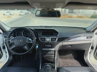 2014 Mercedes-Benz E200-4
