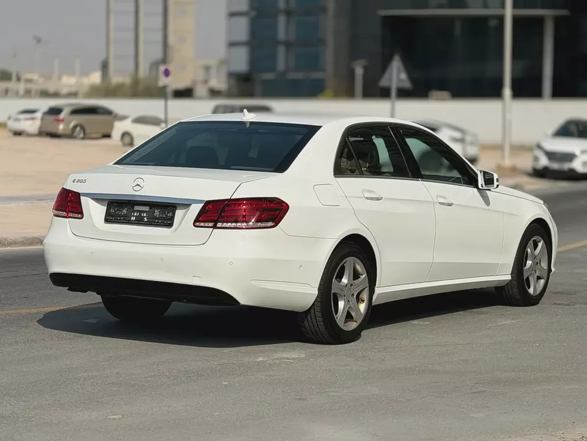 2014 Mercedes-Benz E200-14-14