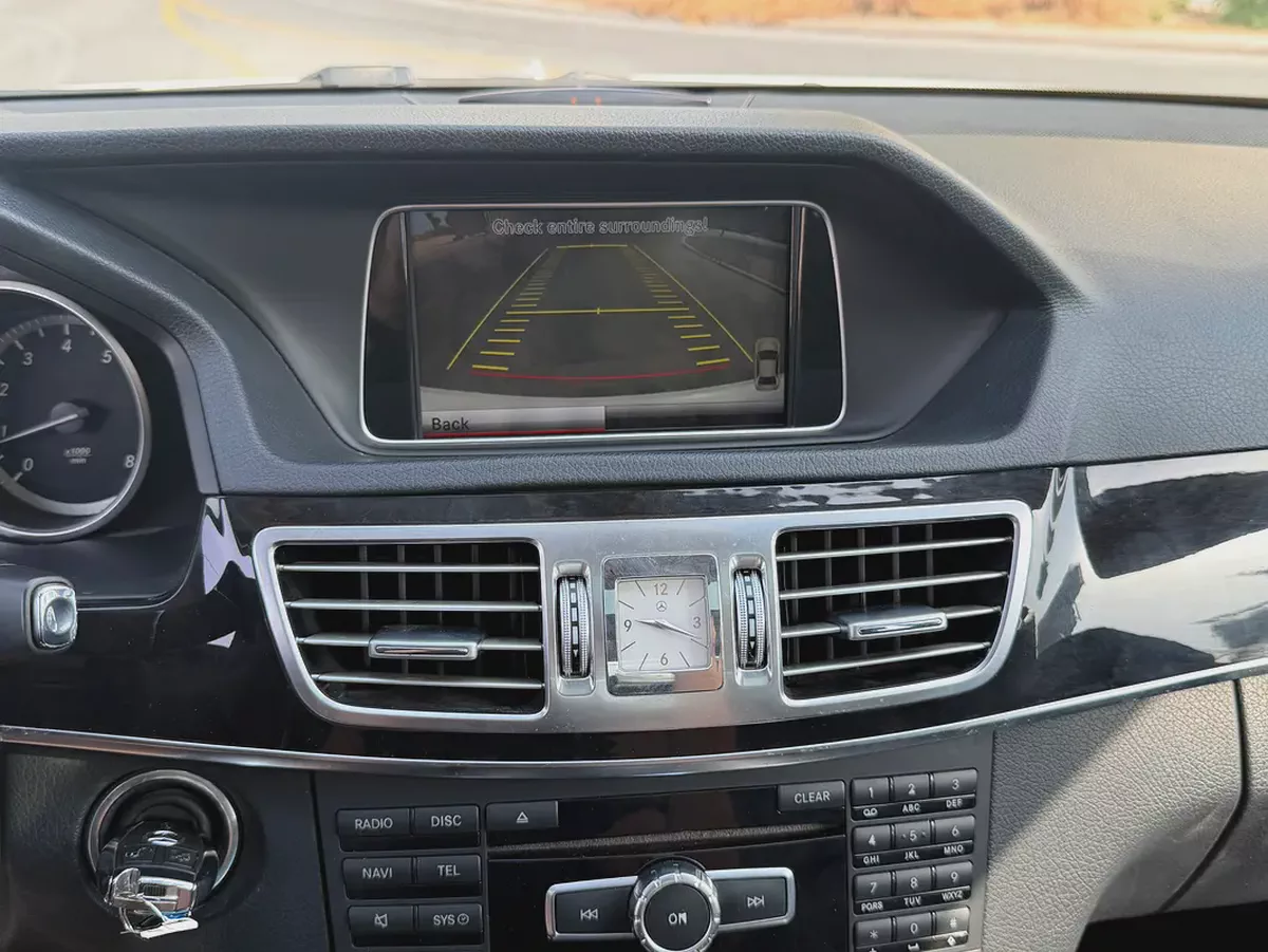 2014 Mercedes-Benz E200-7-7