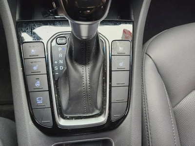 Hyundai Ioniq Hybrid 2020 - Korean Specs - Excellent Condition-12