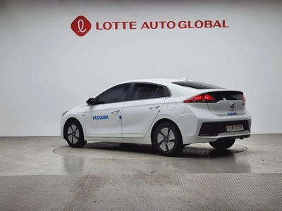 Hyundai Ioniq Hybrid 2020 - Korean Specs - Excellent Condition-2