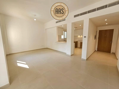 One Month Free Luxury 2-BHK With Park View Close to Metro-18