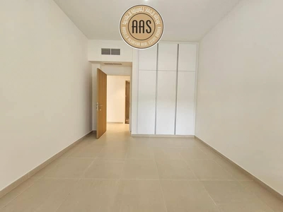 One Month Free Luxury 2-BHK With Park View Close to Metro-7