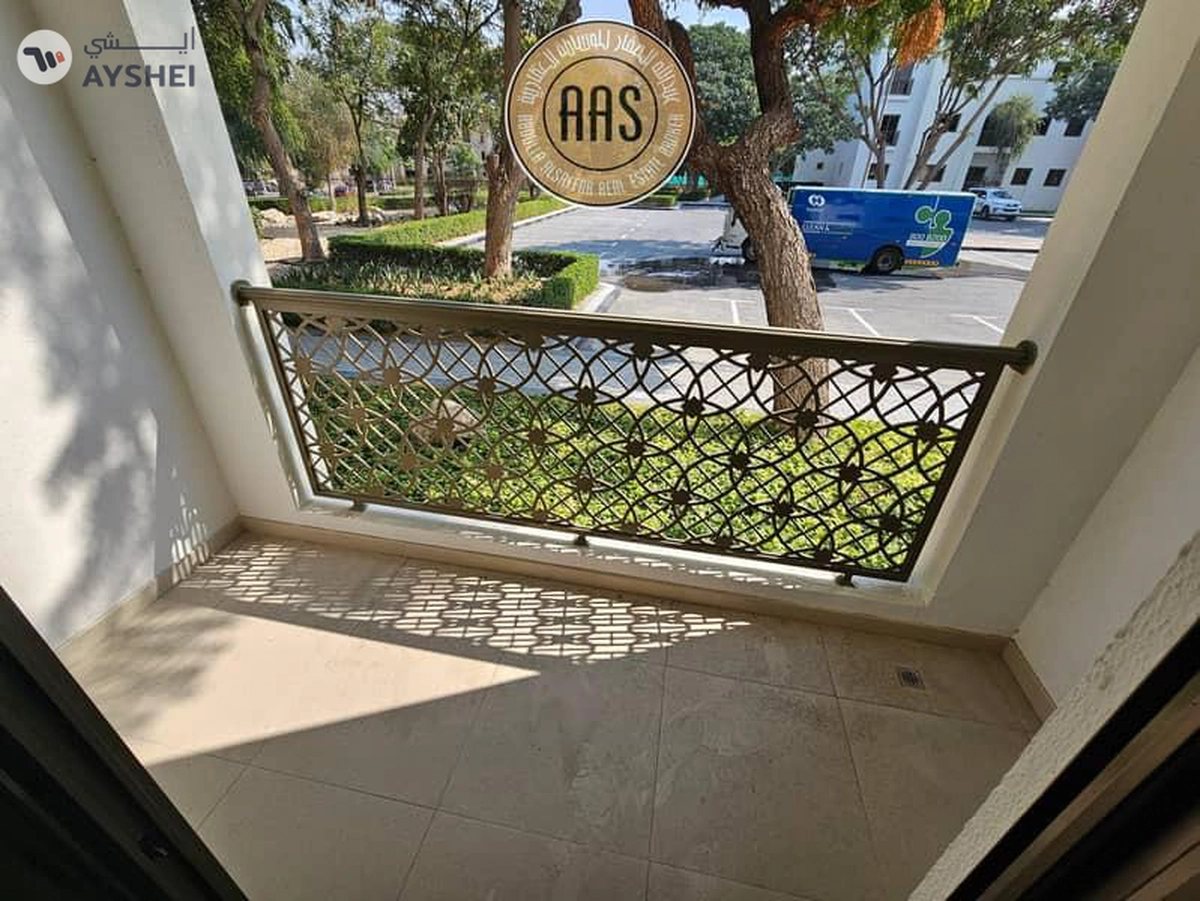 One Month Free Luxury 2-BHK With Park View Close to Metro-11-11