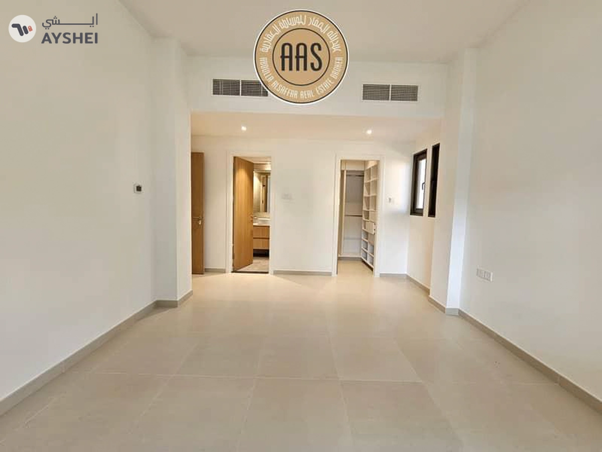 One Month Free Luxury 2-BHK With Park View Close to Metro-3-3