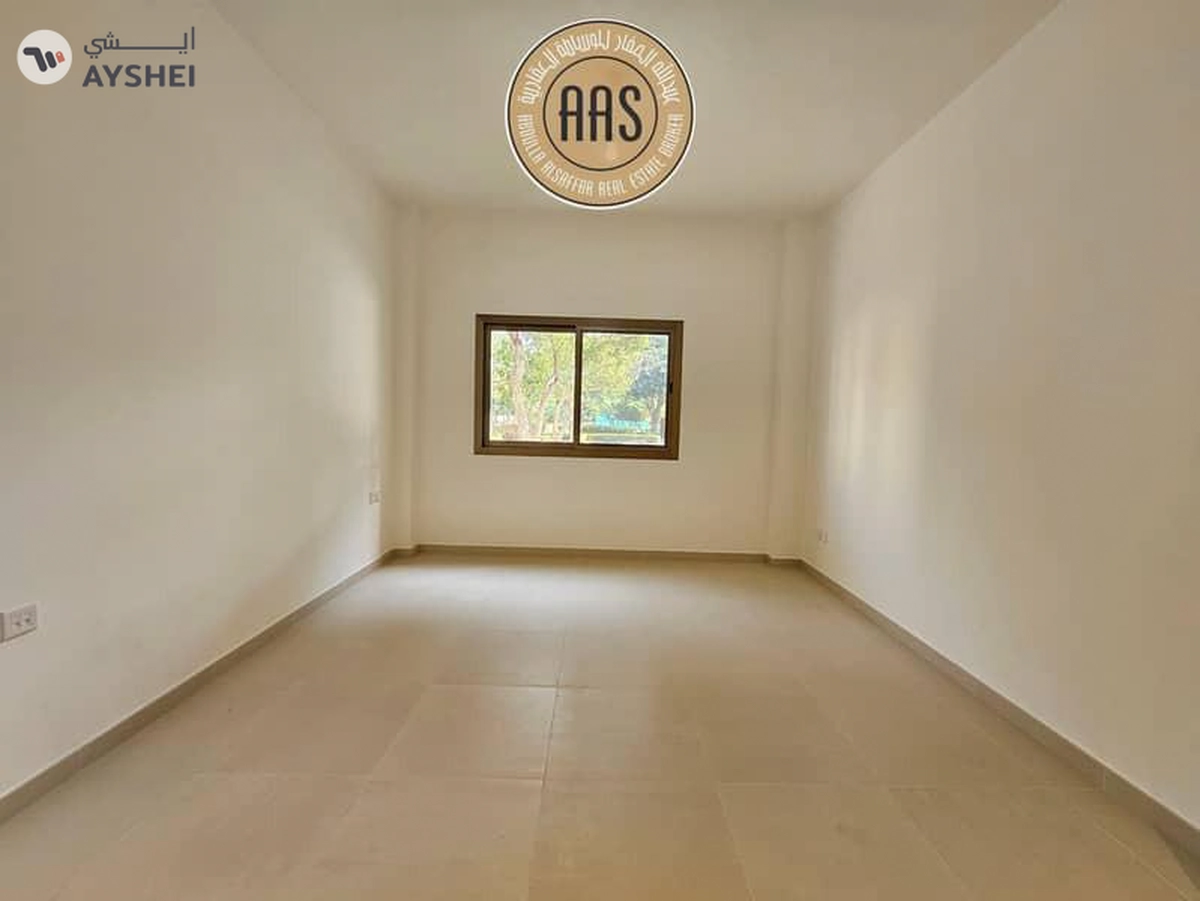 One Month Free Luxury 2-BHK With Park View Close to Metro-4-4