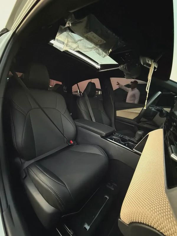 Toyota Camry E - plus hybrid 2025 | GCC Specs |