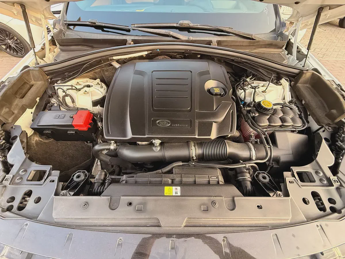 2018 Land Rover Range Rover Velar P300 R-Dynamic - GCC Specs-17-17