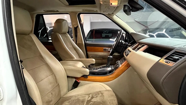 Land Rover Range Rover Sport Autobiography 2013 GCC Specs