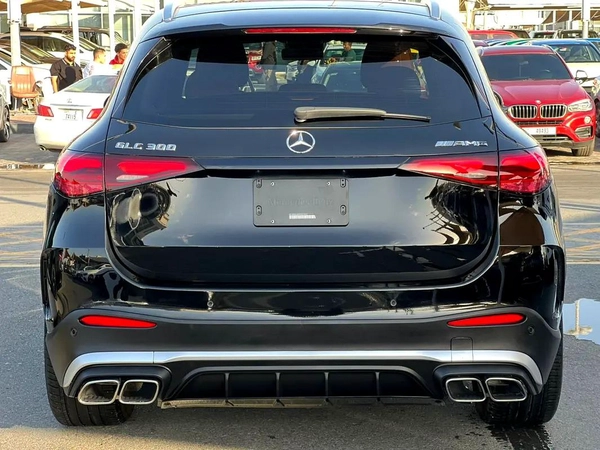 Mercedes-Benz GLC 300, 2023 - Pristine Condition