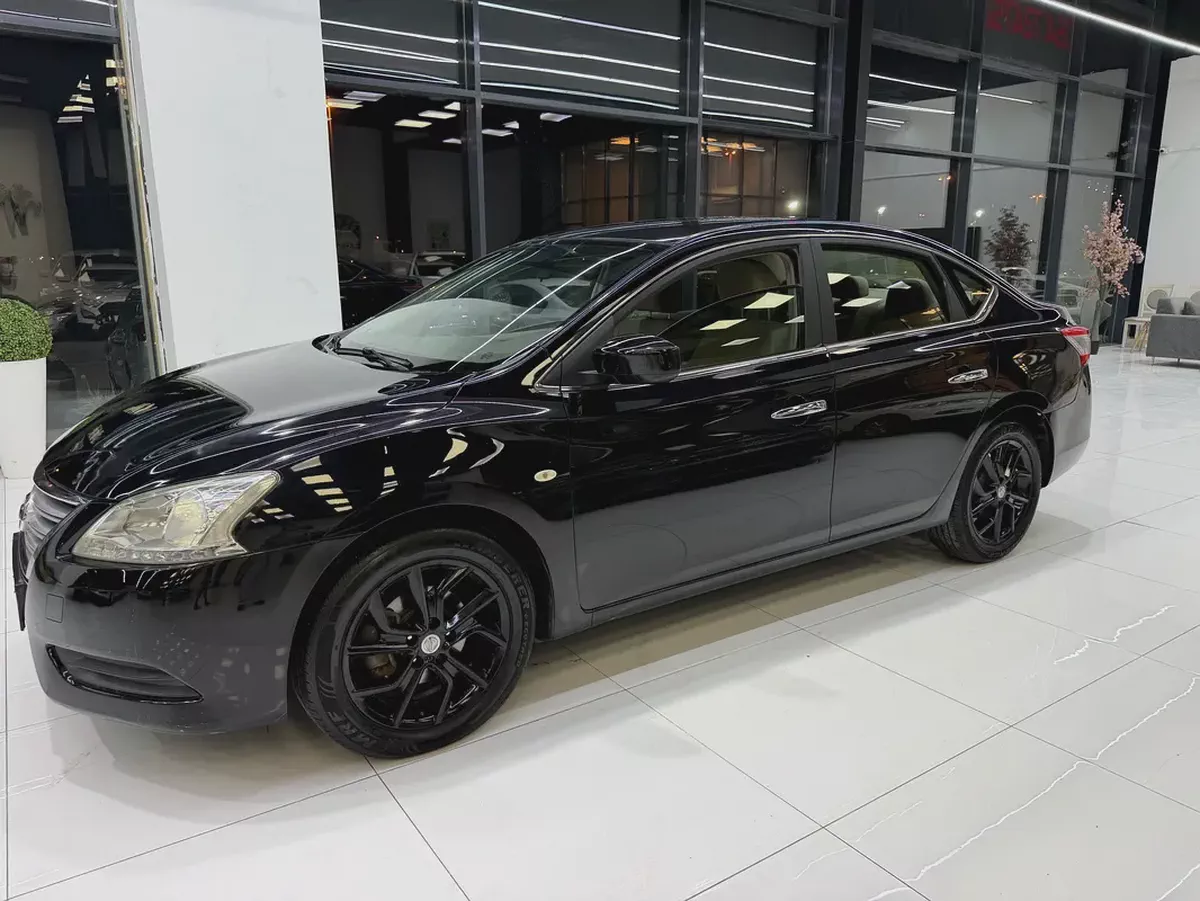 Nissan Sentra S 2015 GCC Specs - Well Maintained-1-1